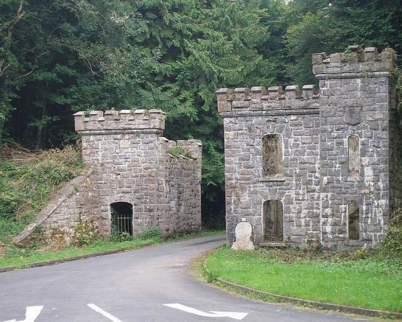 castle-caldwell castle-caldwell